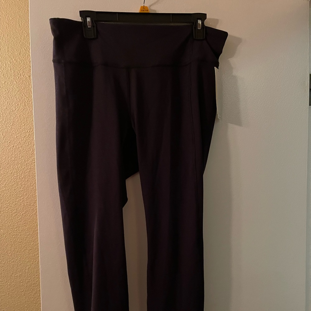 NEW WITH TAGS All in Motion Target black leggings. Size XXL